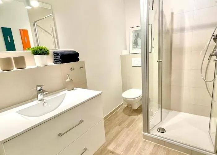 Sea View Apartamento *